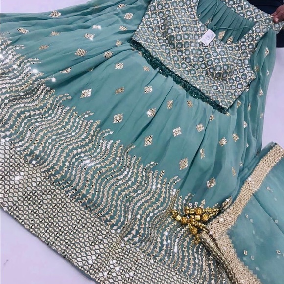 Lehenga - Picture 2 of 2